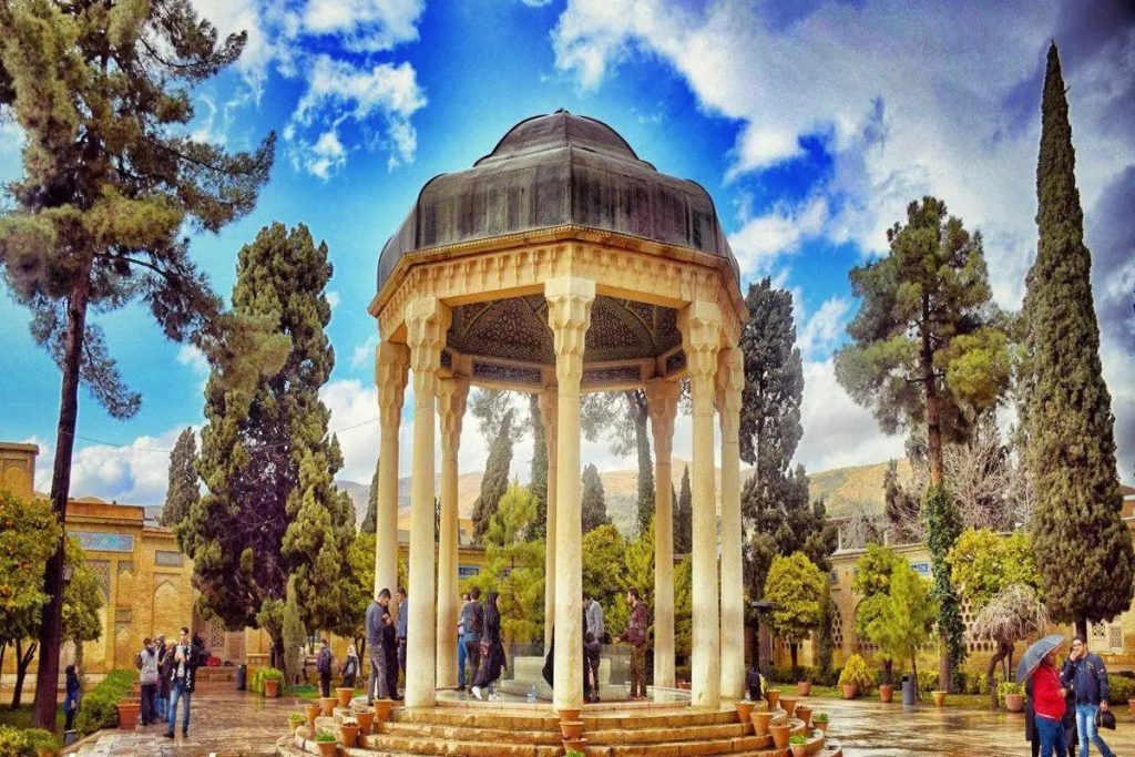 تور هوایی شیراز از تهران